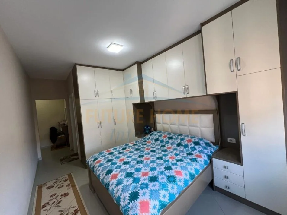 Tirane, shitet apartament 3+1 Kati 3, 125 m² 170.000 € (Kopshti Botanik)