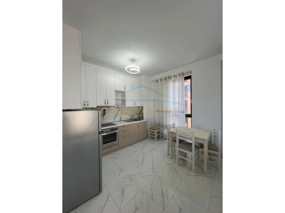 jepet me qera apartament 1+1 Kati 4, 75 m² 400 €