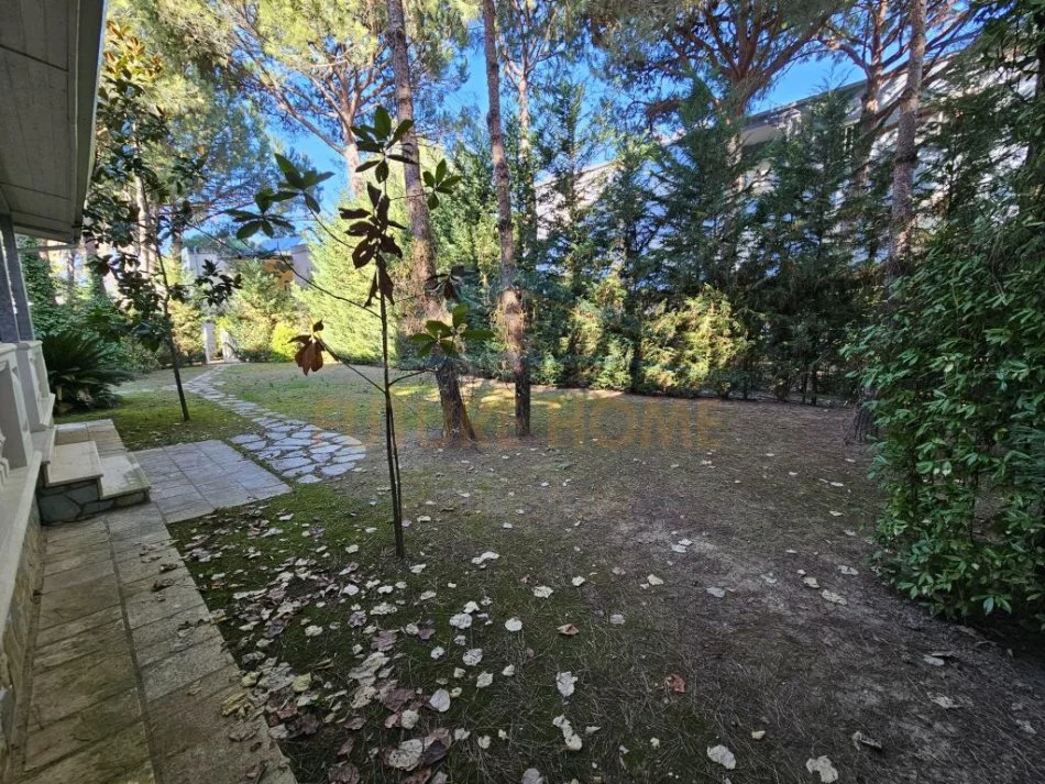 Durres, shitet Vile 2 Katshe , 1.250 m² 500.000 € (Lura 1, Gjiri i Lalzit, Durres)