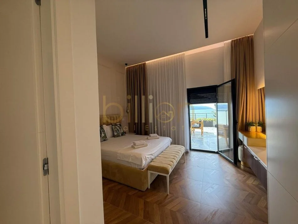 Vlore, shitet 2+1+Ballkon , 112 m²  (Rradhime)