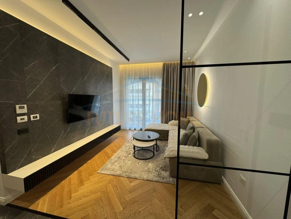 Qera, Apartament 1+1+Post Parkimi, Rruga e Kavajës, Delijorgj.850 €