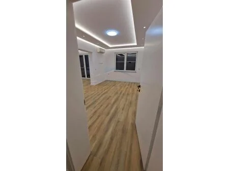 Shitet, Apartament 3+1+2+Depo, në Rrugën Mine Peza, Tiranë. AREA39548