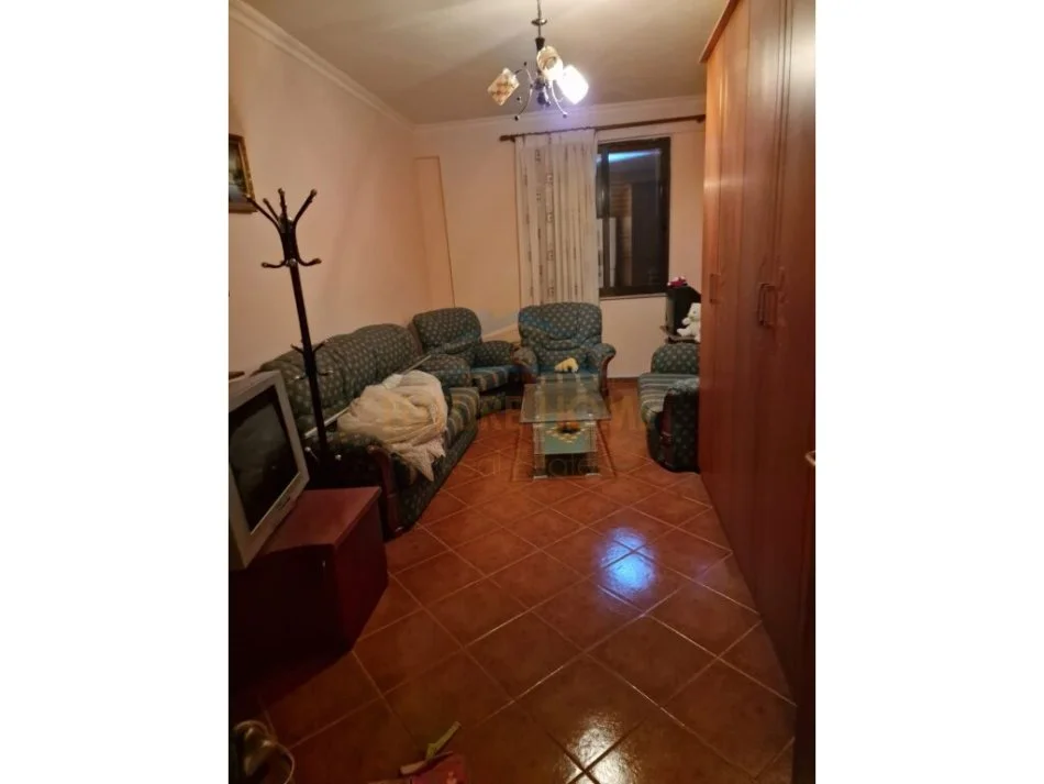 Qera, Apartament 1+1,Vlorë.RV39593