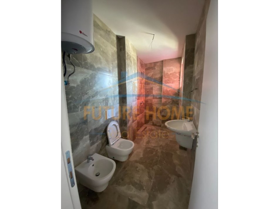SHITET APARTAMENTI 3+1+2 TE REZIDENCA FUTURE HOME ,UNAZA E RE