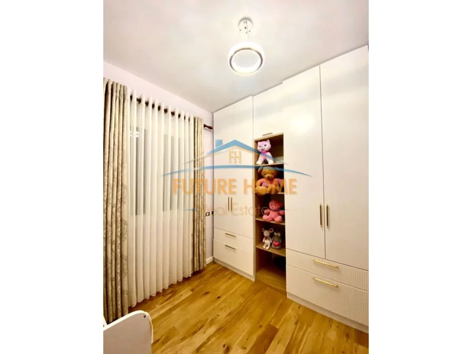 Tirane, jepet me qera Vile 3 Katshe Kati 0, 535 m² 3.500 € (Selite)