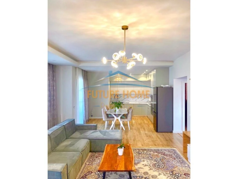 Tirane, jepet me qera Vile , 535 m² 3.500 € (Prane universitetit "Marin Barleti", Selite)