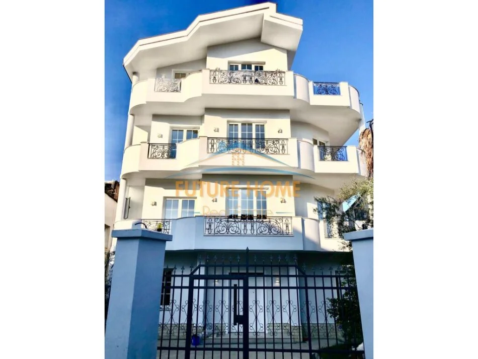 Tirane, jepet me qera Vile , 535 m² 3.500 € (Prane universitetit "Marin Barleti", Selite)