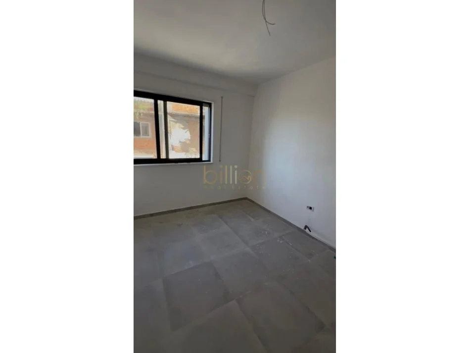 Tirane, shitet 2+1 , 99 m² 250.000 € (Rruga e Durresit)