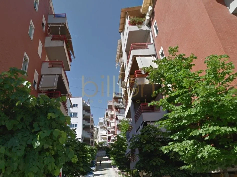 Tirane, shitet 2+1 , 125 m² 260.000 € (Liqeni artificial)