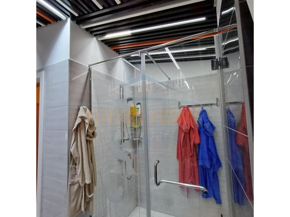 Durres, shitet apartament 2+1 Kati 3, 115 m² 250.000 € (Gjiri I Lalëzit, Durrës.)