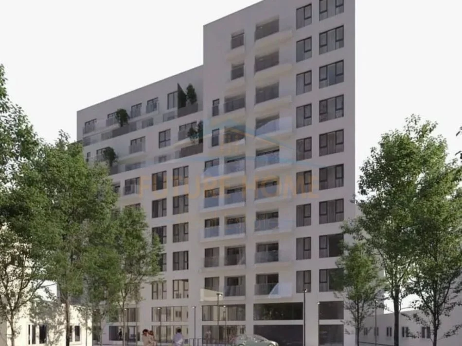 Shitet, Apartament 3+1+2, Shkolla e Kuqe