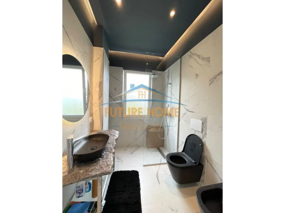 Tirane, jepet me qera Vile 3 Katshe Kati 0, 550 m² 2.500 € (Green Garden Residence,Tirane)