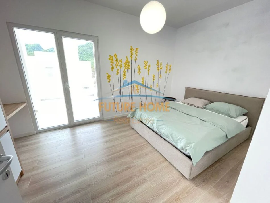 Tirane, jepet me qera Vile 3 Katshe Kati 0, 550 m² 2.500 € (Green Garden Residence,Tirane)