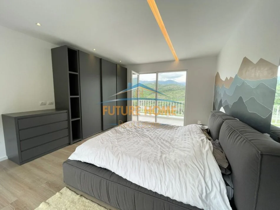 Tirane, jepet me qera Vile 3 Katshe Kati 0, 550 m² 2.500 € (Green Garden Residence,Tirane)