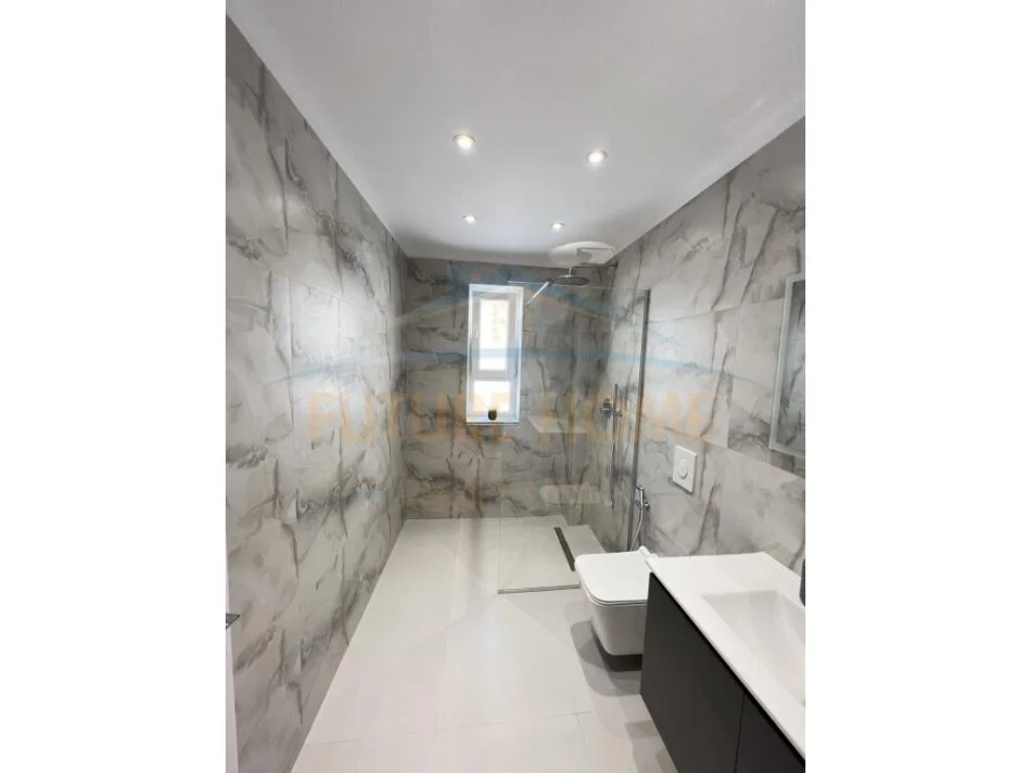 Tirane, shitet apartament 2+1 Kati 5, 75 m² 158.000 € (Rruga Mine Peza)