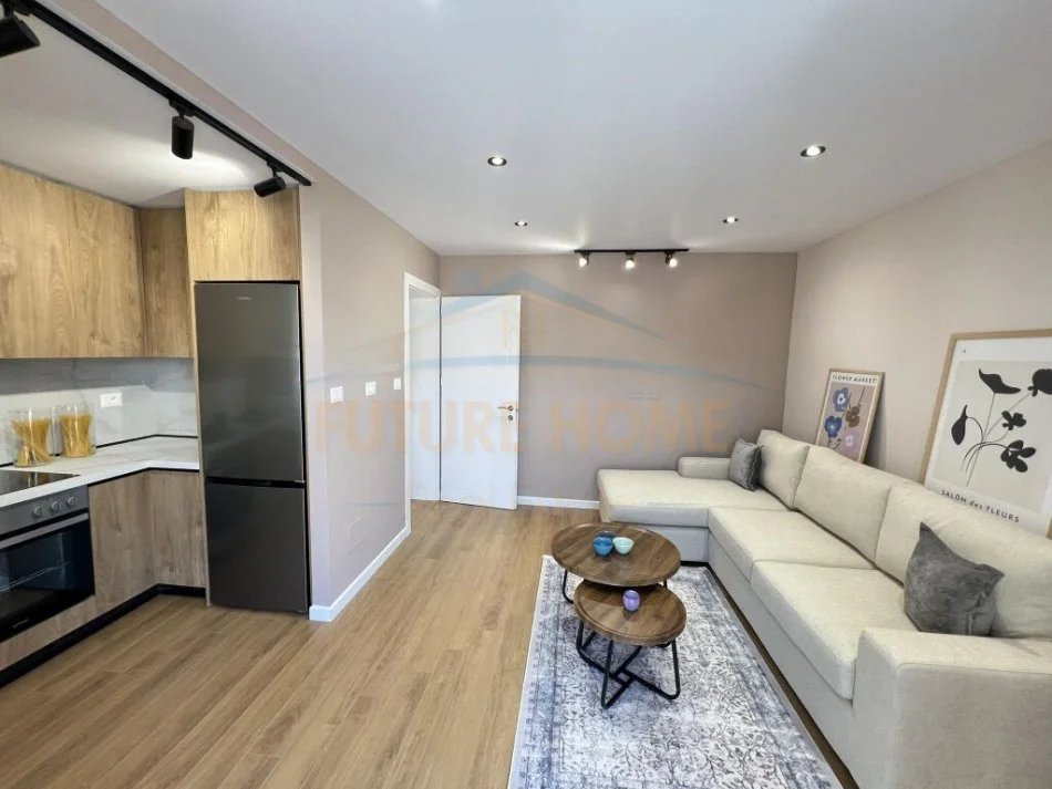 Tirane, shitet apartament 2+1 Kati 5, 97 m² 166.500 € (Rruga Mine Peza)