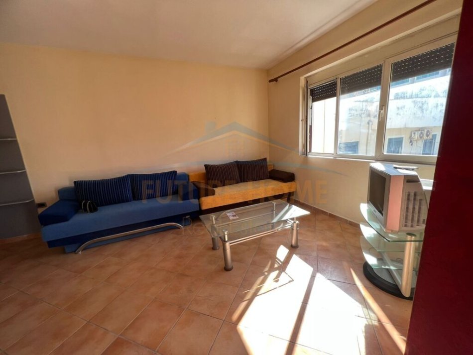 Durres, shitet apartament 1+1, Kati 7, 70 m² 70,000 € (Plazh Iliria)