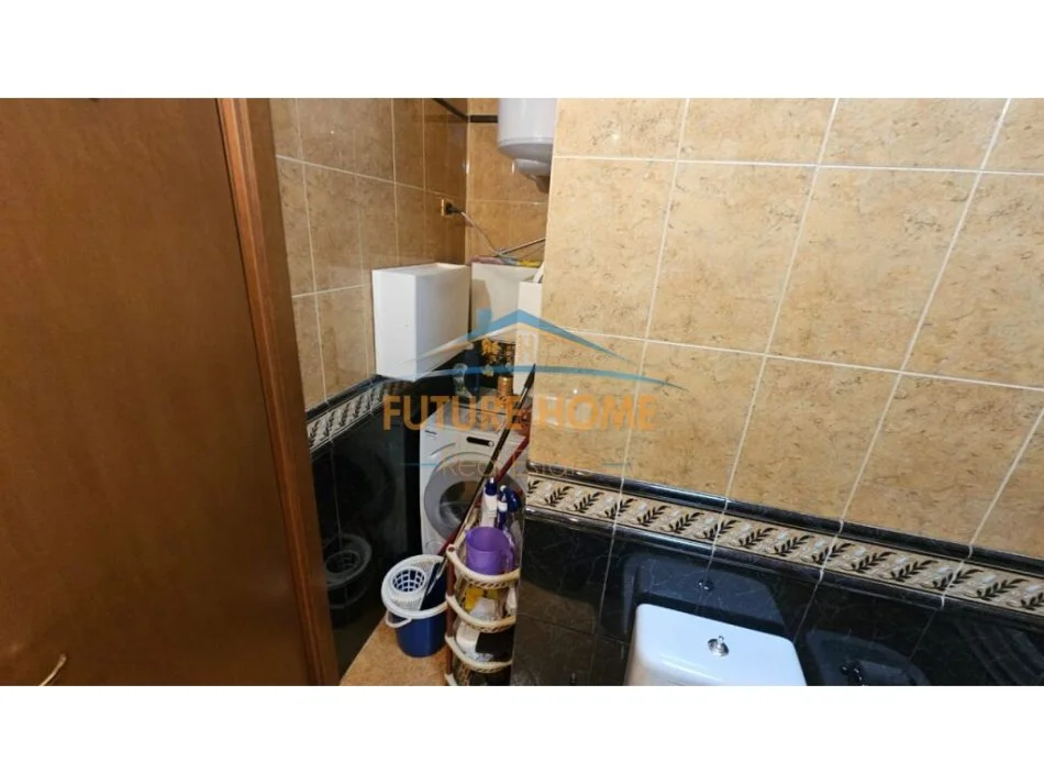Tirane, jepet me qera apartament 2+1 , 89 m² 700 € (Myslym Shyri)