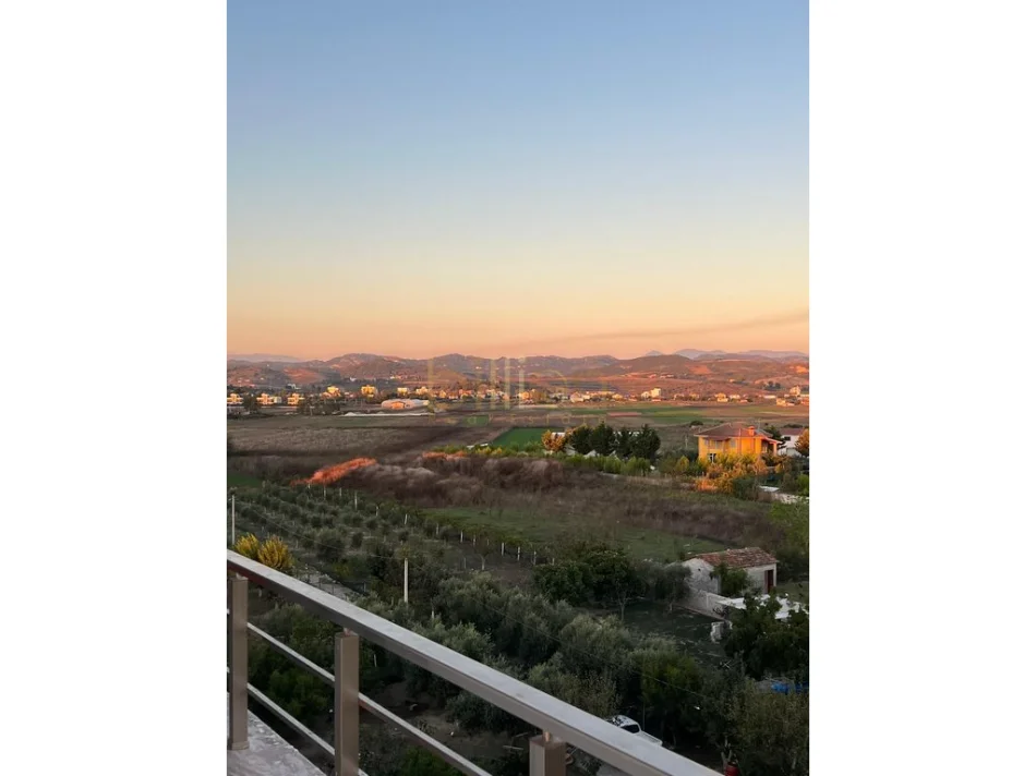 Kavaje, shitet , 109 m² 130.000 € (Qerret, Kavajë)