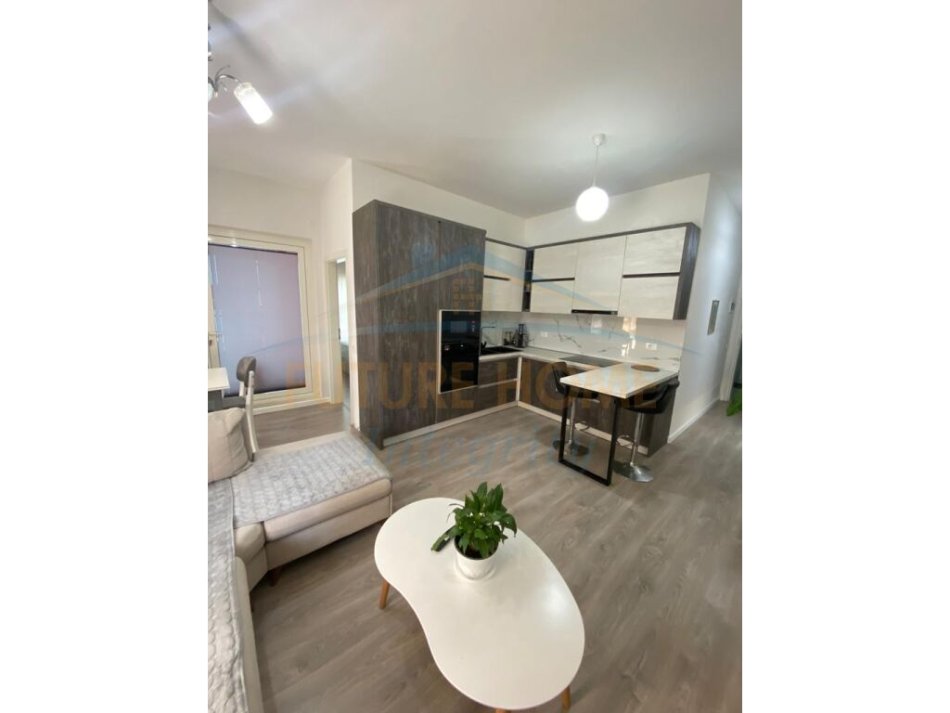 Tirane, shitet apartament 1+1 Kati 3, 67 m² 97,000 € (Kompleksi Mangalem)