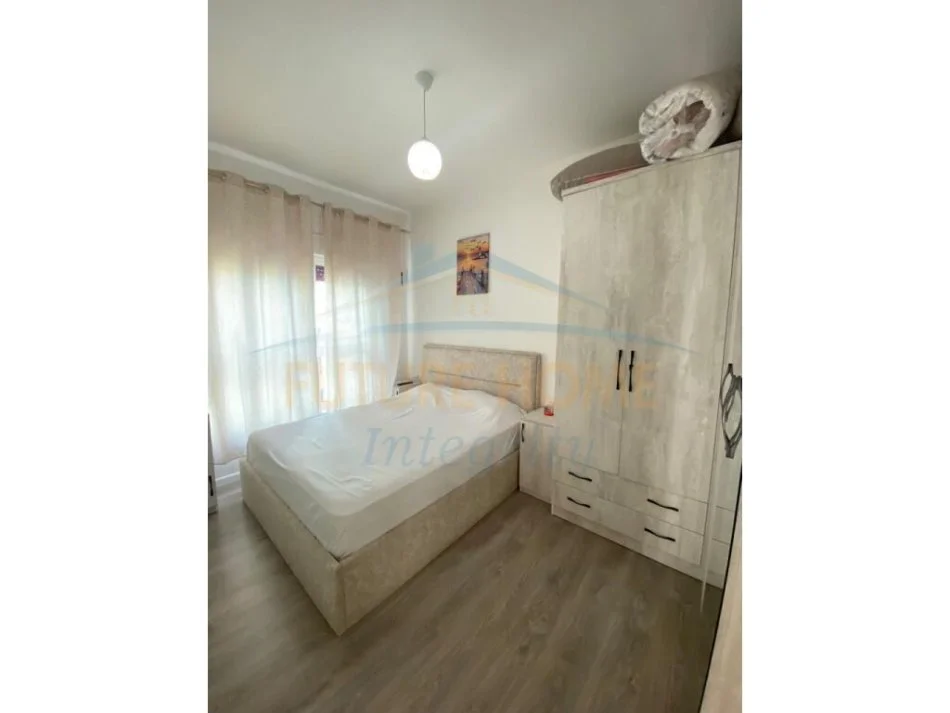 Tirane, shitet apartament 1+1 Kati 3, 67 m² 97.000 € (Ali Dem)