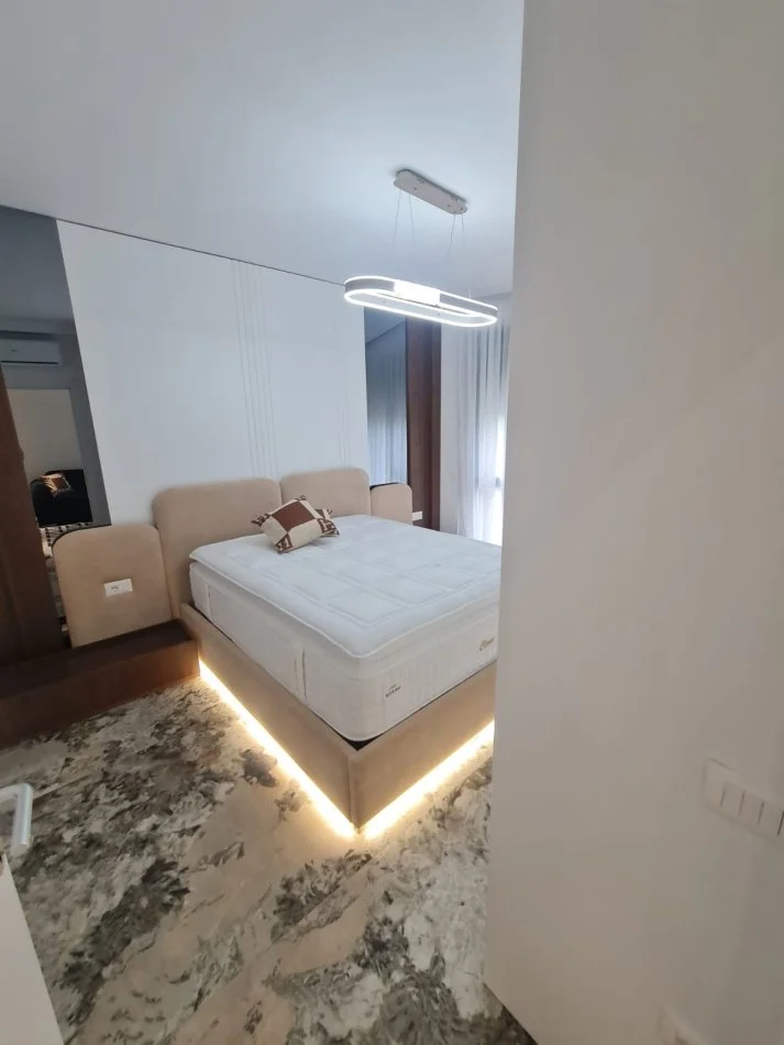 ✨Modern 1+1 Apartment with Stunning Lake View – Liqeni i Thatë, Tirana✨ for rent