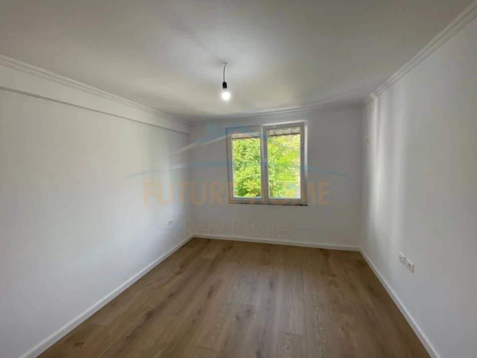 Tirane, shitet apartament 2+1, , 168,000 € (Bulevardi Bajram Curi)