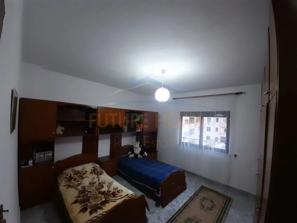 Tirane, shes 2+1 Kati 6, 139 m² 193.000 € (Pallati me Shigjeta)