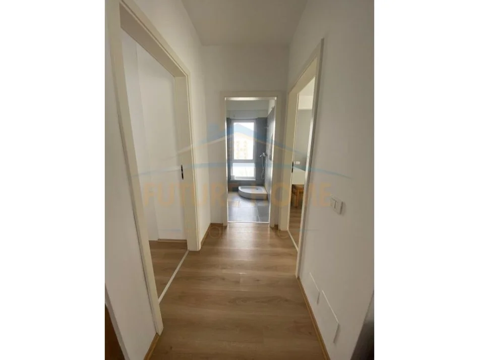 Tirane, jap me qera apartament 2+1 Kati 5, 92 m² 550 € (21 DHJETORI)