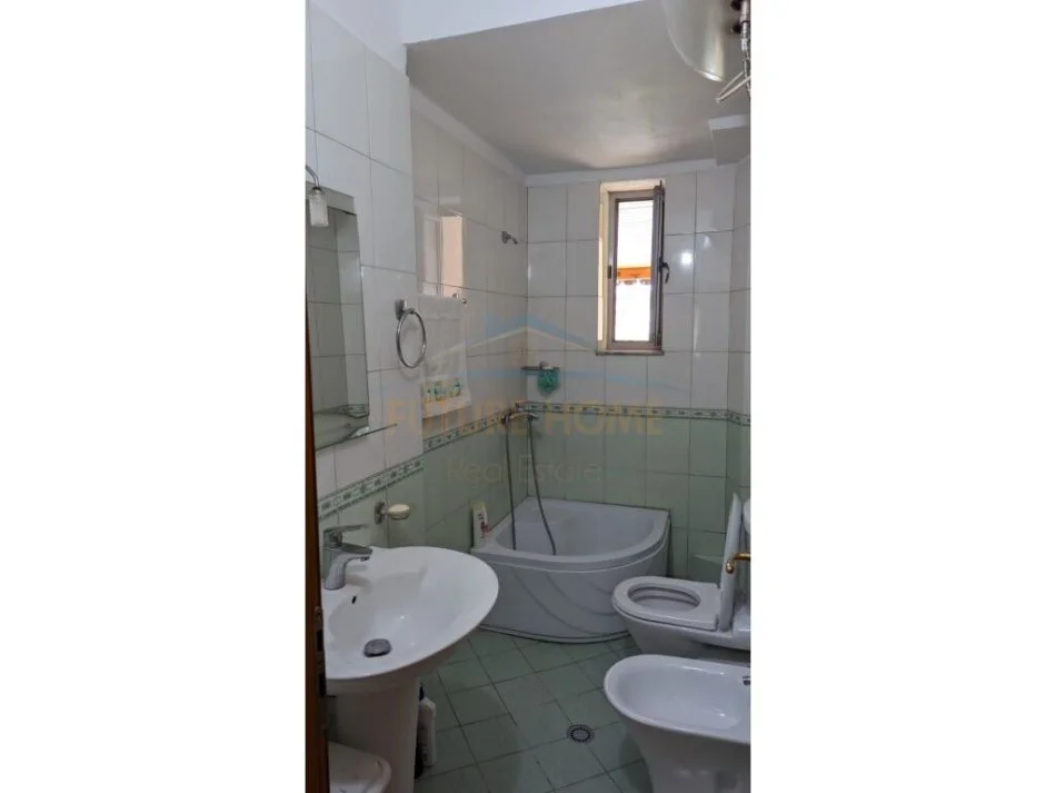 Tirane, shitet apartament 2+1 Kati 2, 91 m² 115,000 € (LAPRAKE)