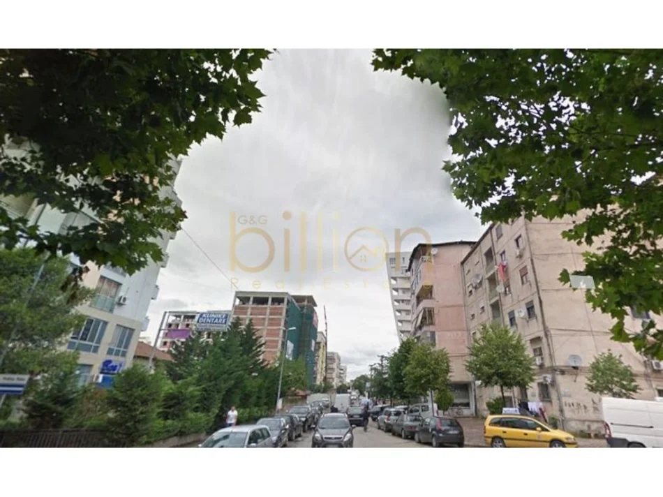 Tirane, shitet 1+1 , 84 m² 103.000 € (Report tv)