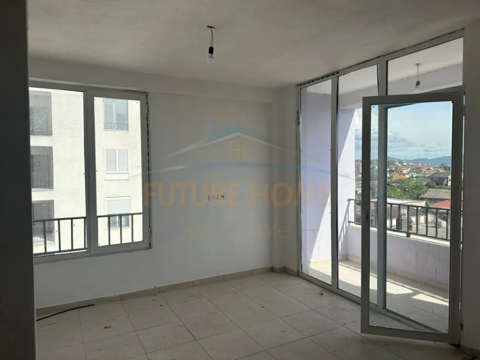 Durres, shitet apartament 2+1 Kati 4, 84 m² 50.000 € (Shijak, Durres)