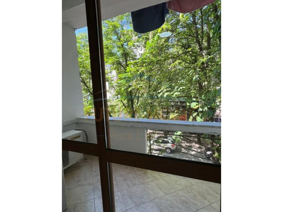 Tirane, jepet me qera apartament 2+1, Kati 3, 96 m² 700 € (SHESHI WILLSON)