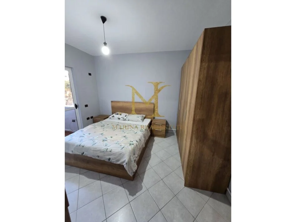 Durres, jepet me qera apartament 1+1+Ballkon Kati 2, 68 m² 350 € (plazh hekurudha,durres)