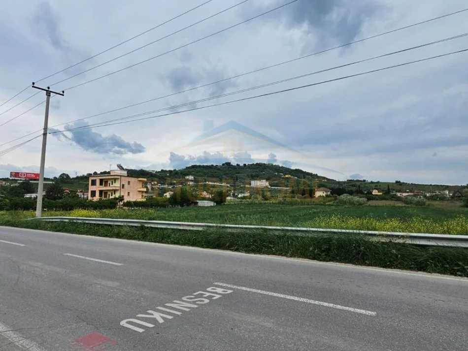 Durres, shitet , 4703 m² 600.000 € (Maminas)