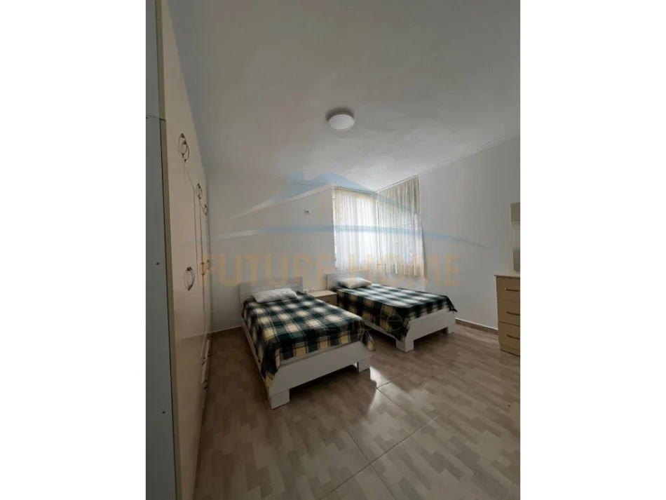 Tirane, jepet me qera apartament 2+1 Kati 2, 89 m² 400 € (Fresk)