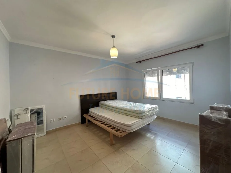 Tirane, shitet apartament 2+1, Kati 5, 71 m2 135,300 € (rruga e elbasanit)