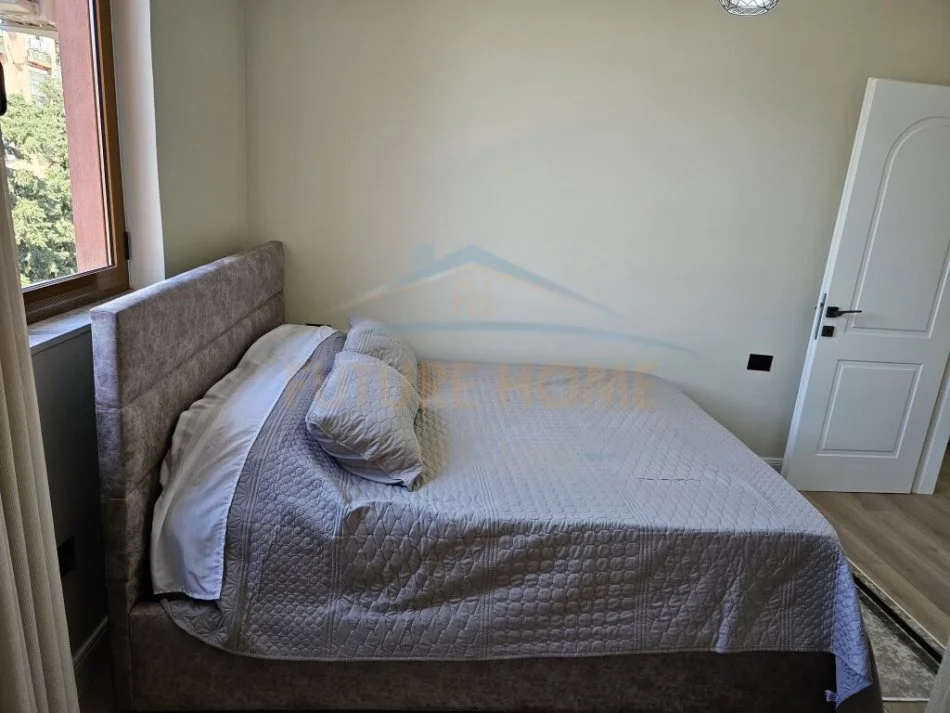 Tirane, jepet me qera apartament 2+1 Kati 4, 80 m² 650 € (Vasil Shanto)