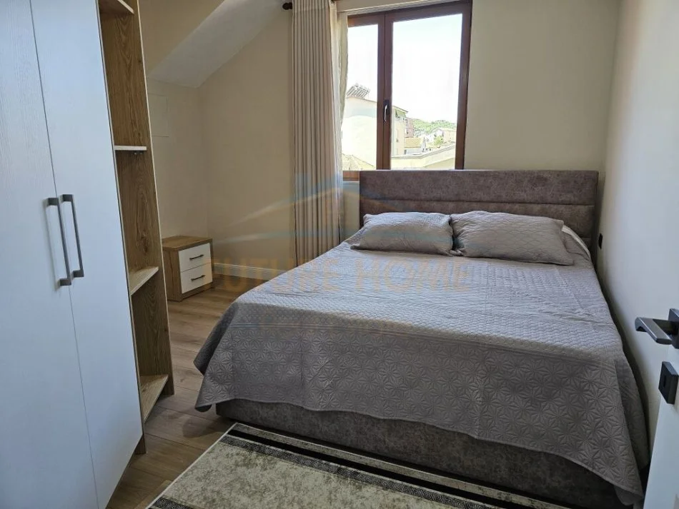 Tirane, jepet me qera apartament 2+1 Kati 4, 80 m² 650 € (Vasil Shanto)