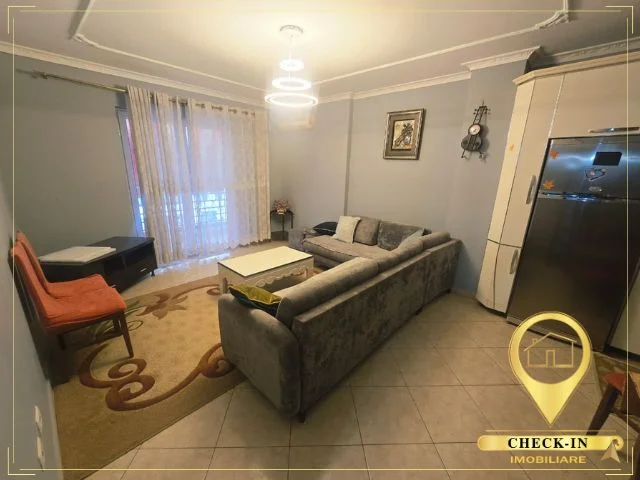 Tirane, jepet me qera apartament 1+1+Aneks+Ballkon Kati 4, 68 m² 420 € (Rruga Jordan Misja)