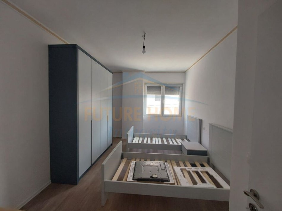 Tirane, shitet apartament 2+1 Kati 2, 106 m² 185,000 € (Ali Demi)