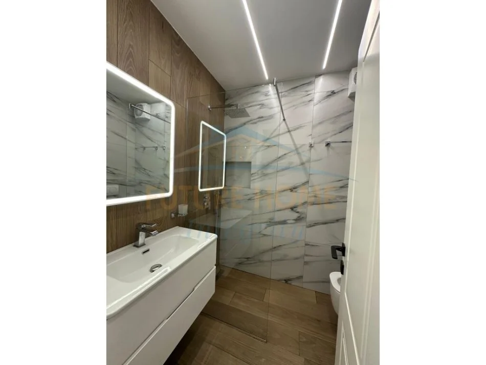 Tirane, jepet me qera apartament 2+1 Kati 6, 90 m² 700 € (karl gega)