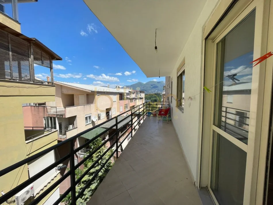 Tirane, shitet 3+1+Ballkon , 173 m² 337.000 € (Liqeni i Thate)