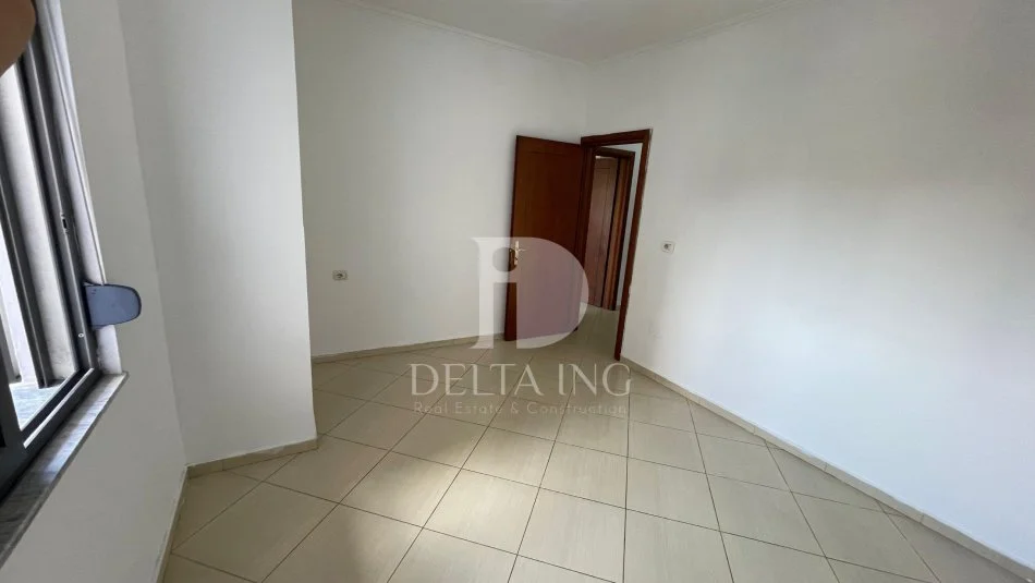 Tirane, shitet apartament 1+1+Aneks+Ballkon Kati 3, 77 m² 96.000 € (Don Bosko)