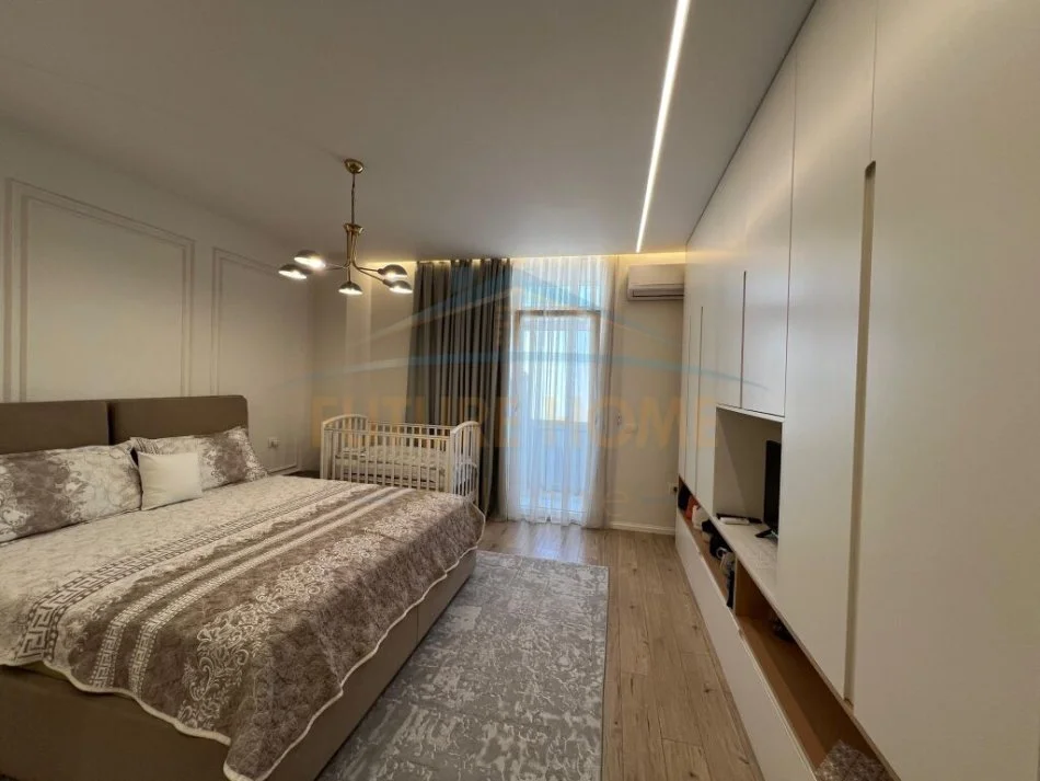 Durres, shitet apartament 2+1, Kati 9, 103 m² 120,000 € (PLAZH ILIRIA,DURRES)