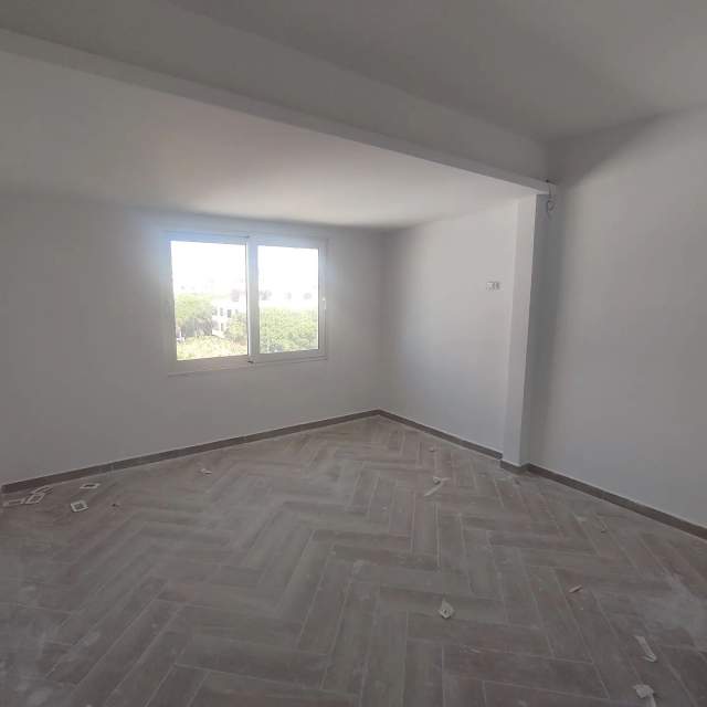 Kavaje, shes apartament Kati 5, 116 m² 113.400  (Mali i Robit)