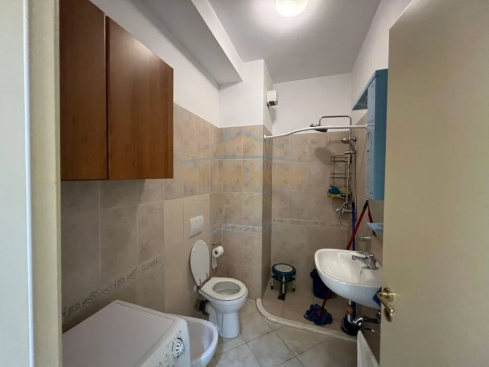 Tirane, shitet apartament 2+1, Kati 2, 122 m²  335,000 € (RRUGA E KOSOVAREVE)