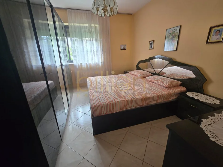 Tirane, jepet me qera 2+1 , 73 m² 470 € (Shkolla e bashkuar)