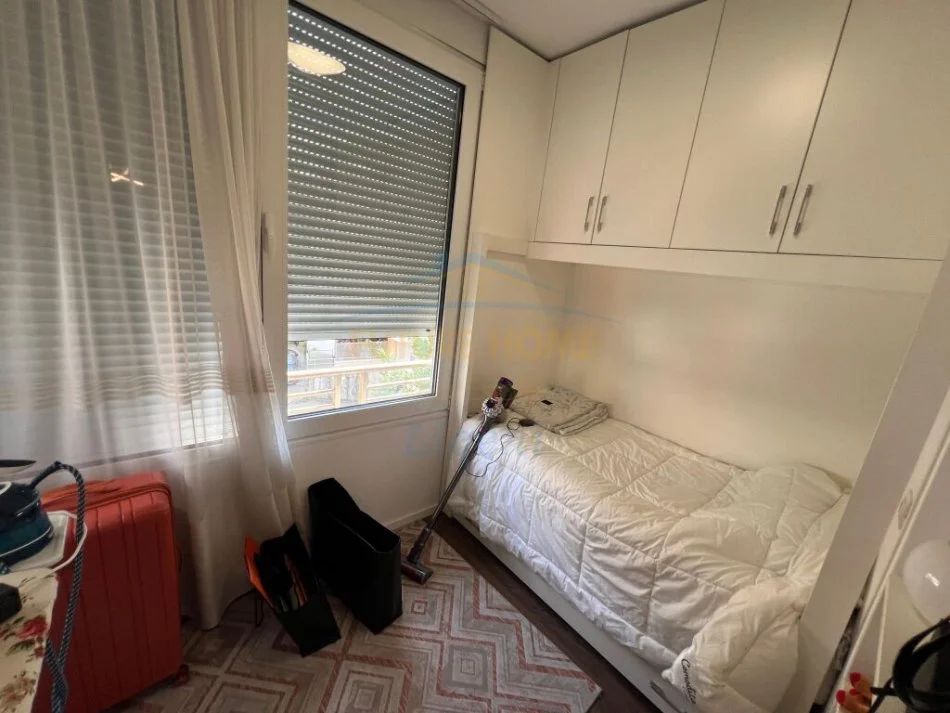 Tirane, shitet apartament 2+1 Kati 5, 81 m² 175.000 € (Liqeni i Thate)