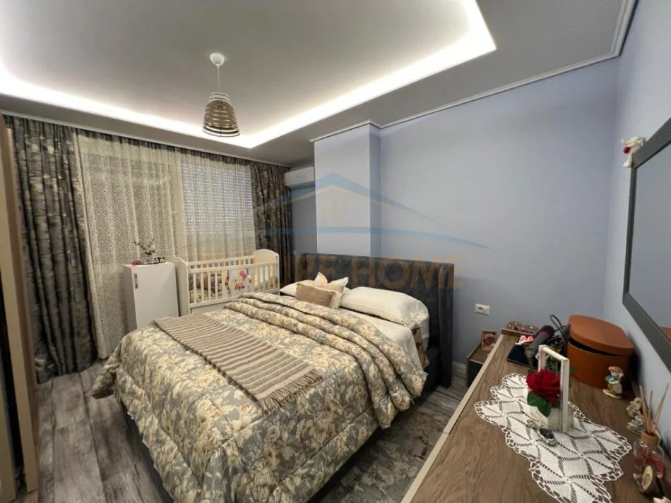 Durres, shitet apartament 2+1 Kati 3, 90 m² 150.000 € (Plazh Hekurrudha)